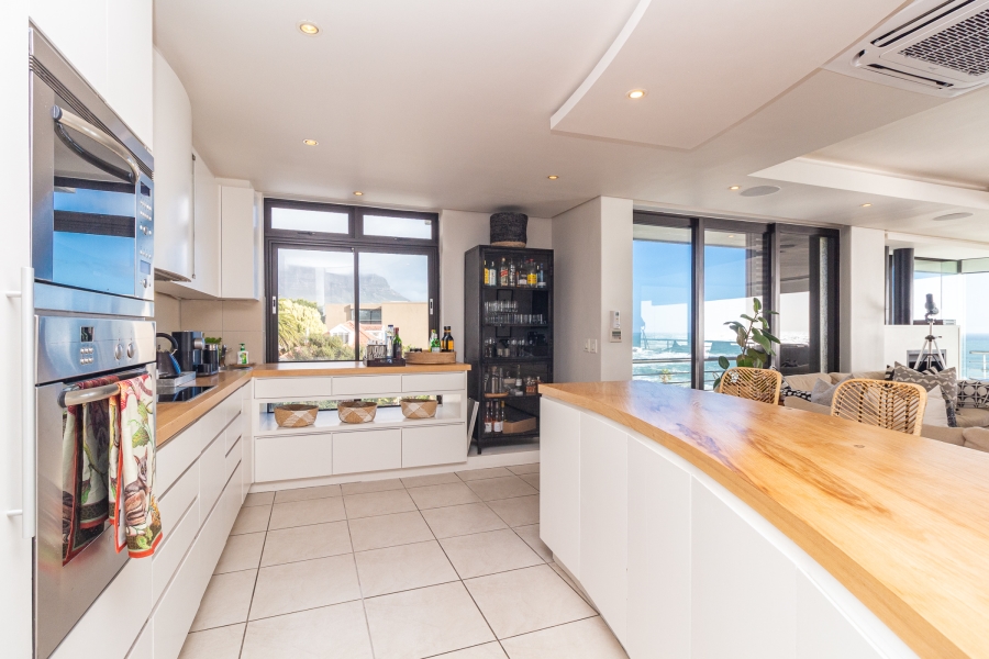 To Let 4 Bedroom Property for Rent in Camps Bay Western Cape